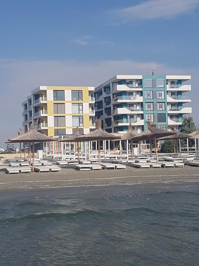 Constantinos Apartment Mamaia Nord Năvodari Екстериор снимка