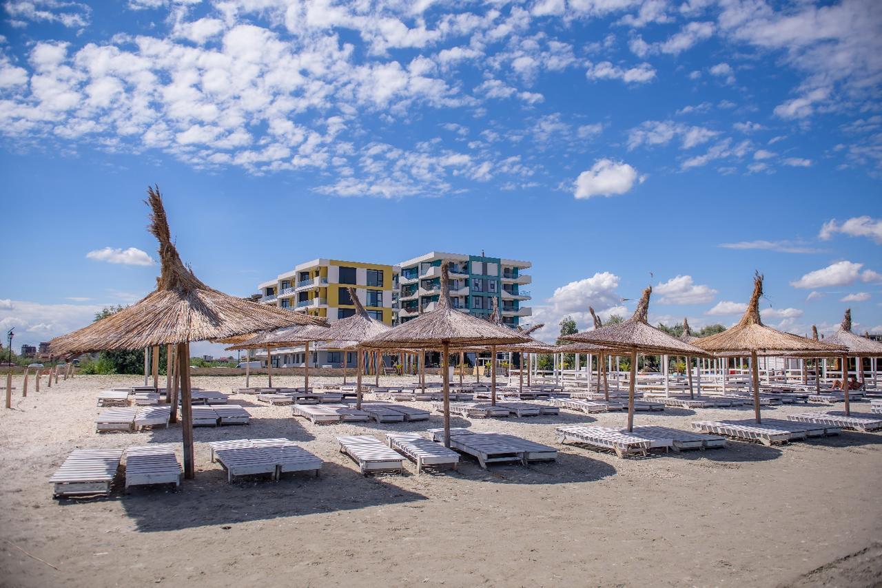 Constantinos Apartment Mamaia Nord Năvodari Екстериор снимка