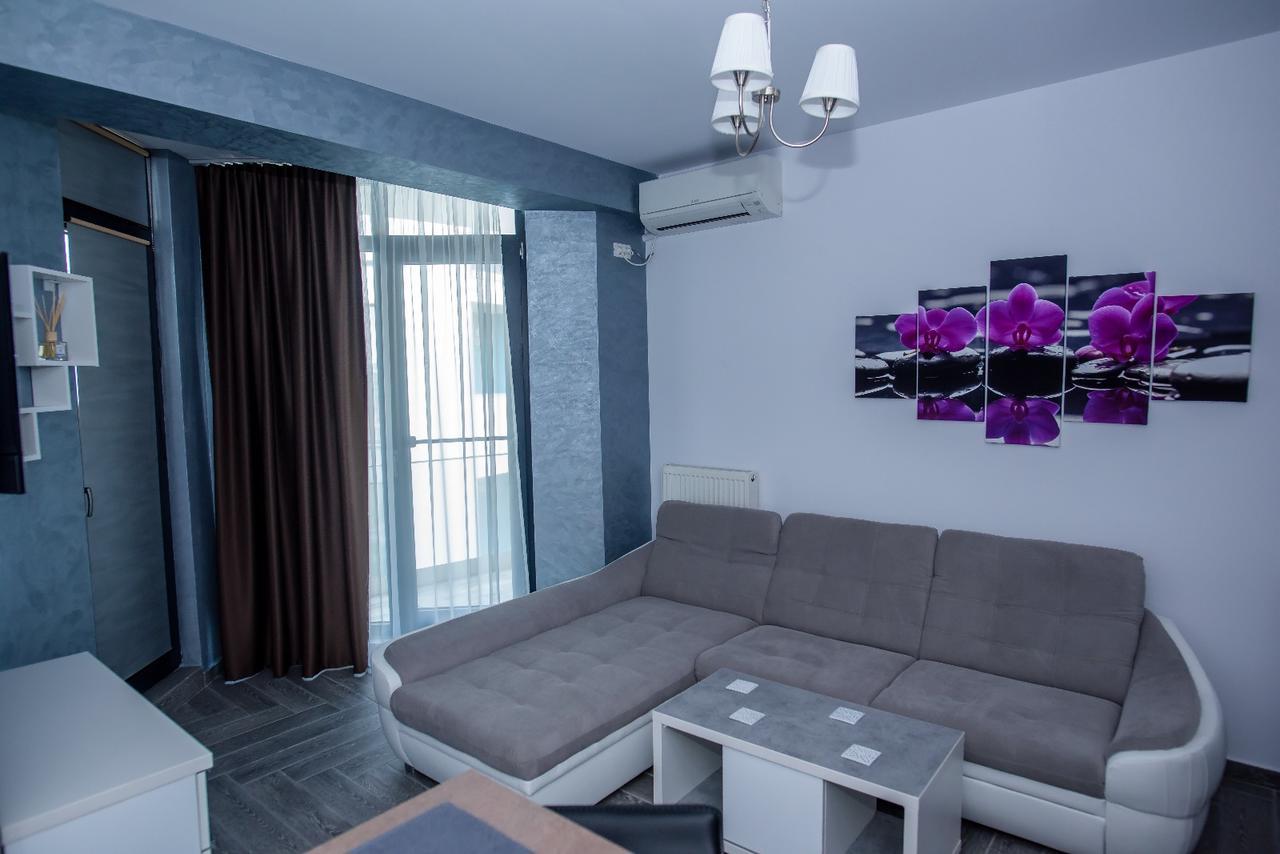 Constantinos Apartment Mamaia Nord Năvodari Екстериор снимка